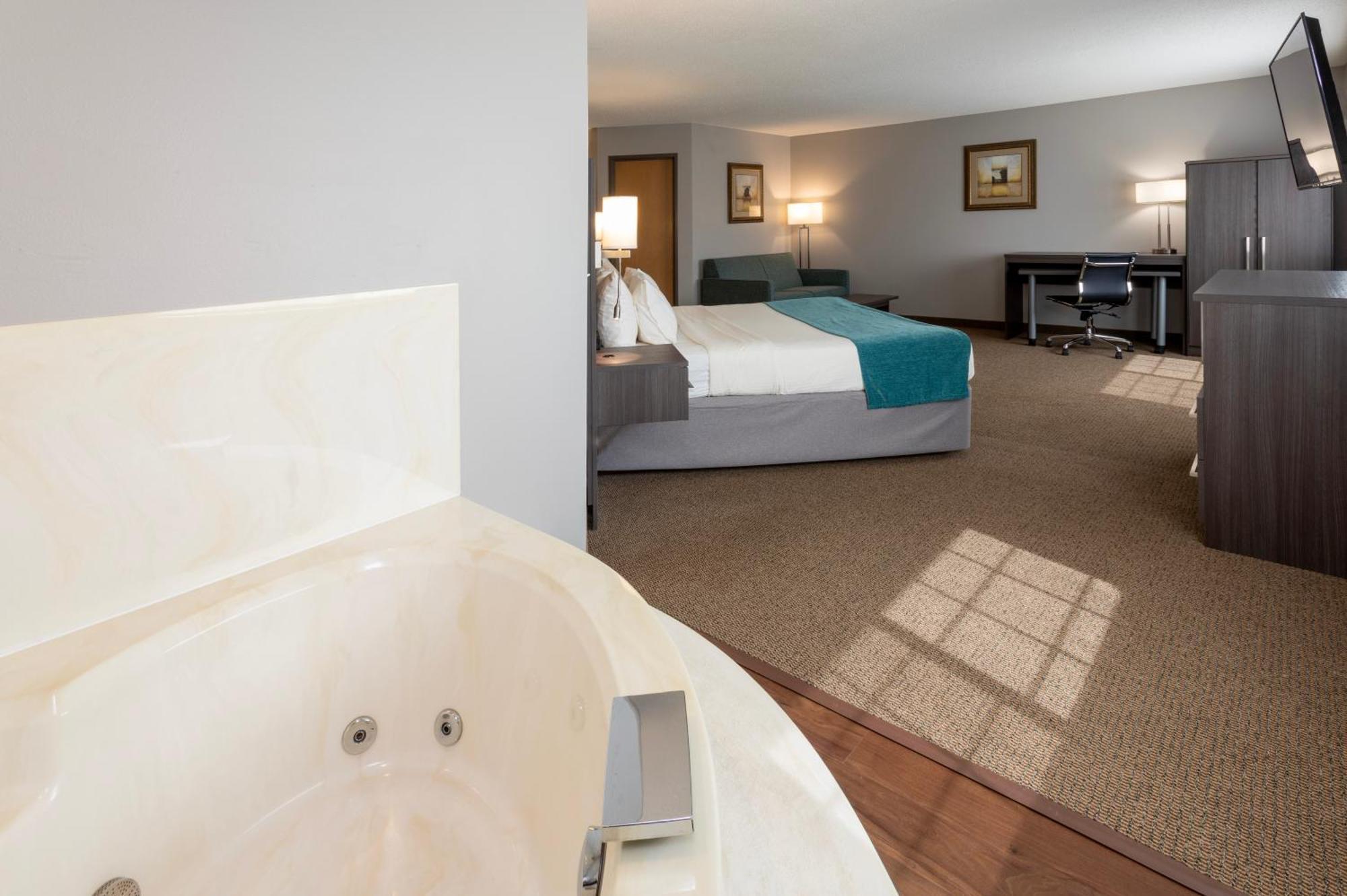 Paynesville Inn & Suites Room photo
